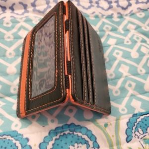 Flip wallet!